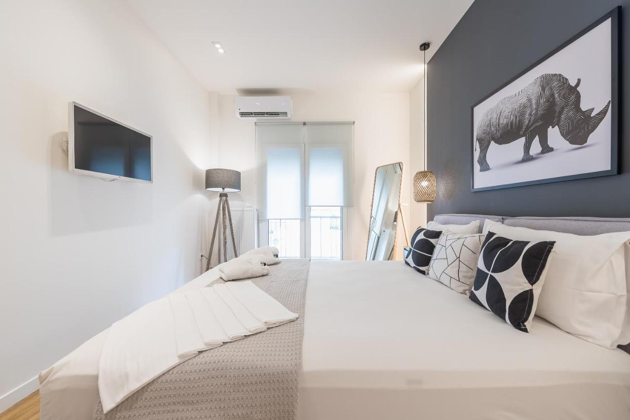 Chic And Comfort Home In Central Atena Exterior foto